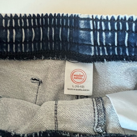 Wonder Nation Acid Wash Pull Shorts - Picture 3 of 3